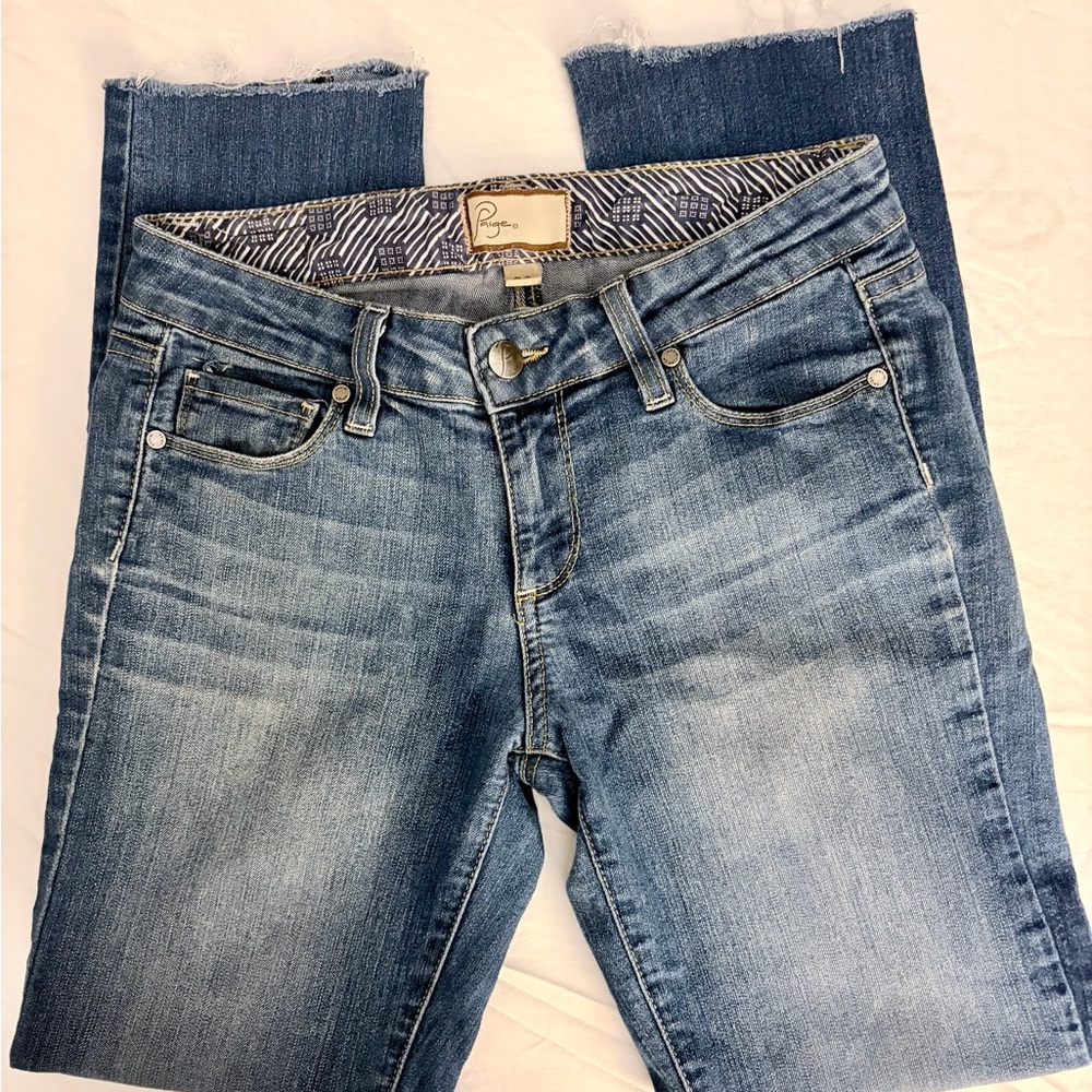 PAIGE Skinny Jeans Size 26 Raw Hem Frayed Stretch Denim Medium Wash